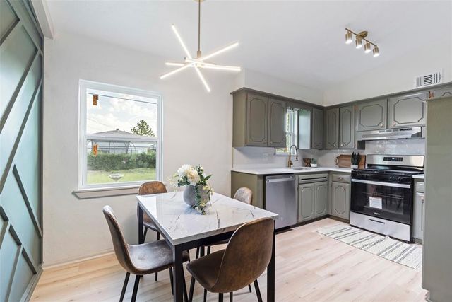 1353 SW 61st Terrace, Oklahoma City, OK 73159