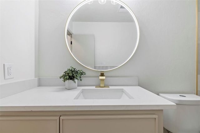 1353 SW 61st Terrace, Oklahoma City, OK 73159