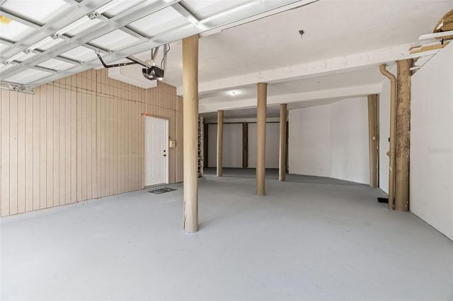 1074 POINT SEASIDE, Crystal Beach, FL 34681