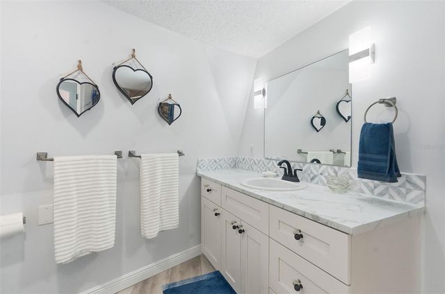 1074 POINT SEASIDE, Crystal Beach, FL 34681