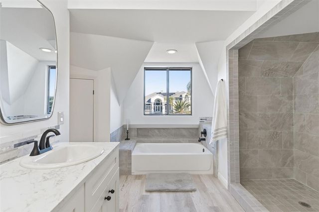 1074 POINT SEASIDE, Crystal Beach, FL 34681