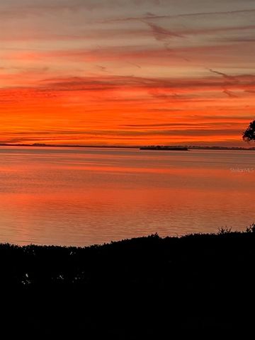 1074 POINT SEASIDE, Crystal Beach, FL 34681