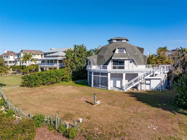 1074 POINT SEASIDE, Crystal Beach, FL 34681