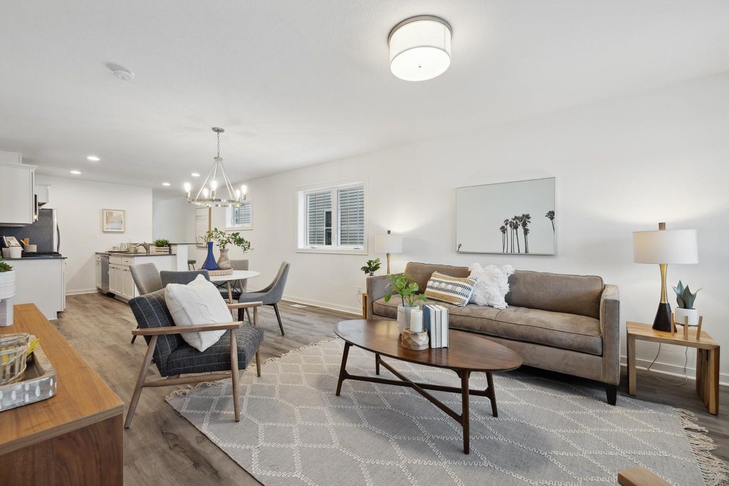 2034 James Avenue N, Minneapolis, MN 55411