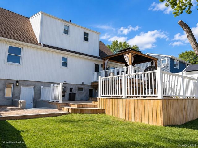 169 Doris Avenue, Franklin Square, NY 11010