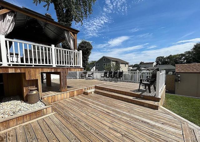 169 Doris Avenue, Franklin Square, NY 11010