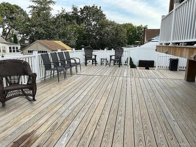169 Doris Avenue, Franklin Square, NY 11010