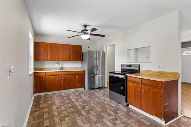 711 Spruce RD, Newport News, VA 23601