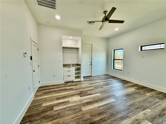 3702 Laguna Shores, Corpus Christi, TX 78418