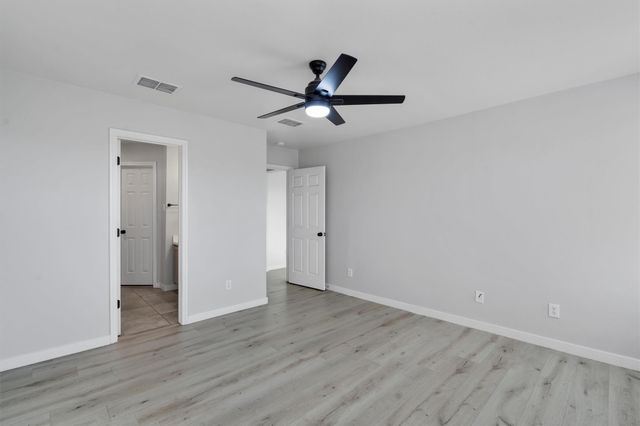 313 Drystone TRL, Liberty Hill, TX 78642