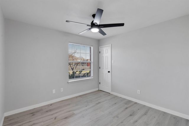 313 Drystone TRL, Liberty Hill, TX 78642