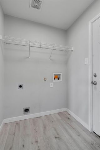 313 Drystone TRL, Liberty Hill, TX 78642