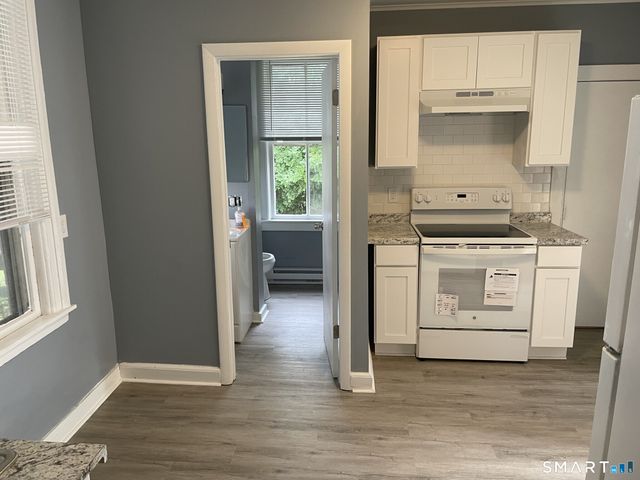 50 School Street, Groton, CT 06340