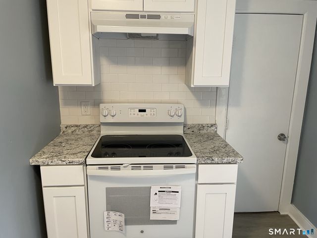 50 School Street, Groton, CT 06340