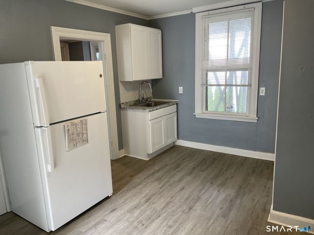 50 School Street, Groton, CT 06340