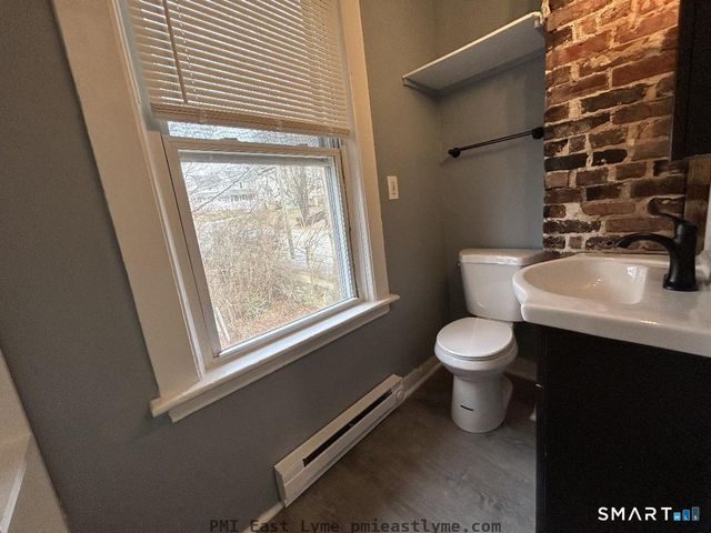 50 School Street, Groton, CT 06340