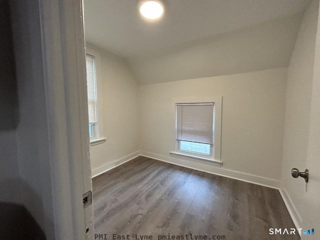 50 School Street, Groton, CT 06340