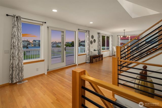 1943 Shore Avenue, Freeland, WA 98249