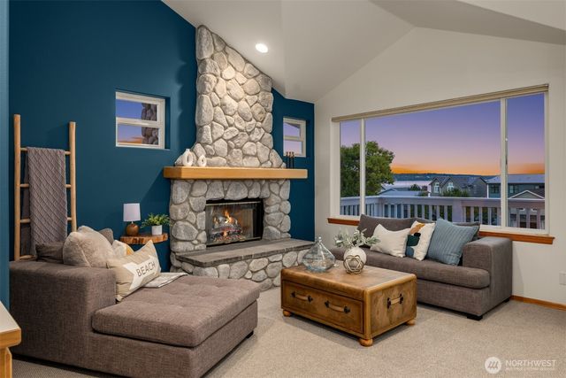 1943 Shore Avenue, Freeland, WA 98249
