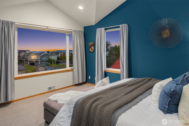 1943 Shore Avenue, Freeland, WA 98249