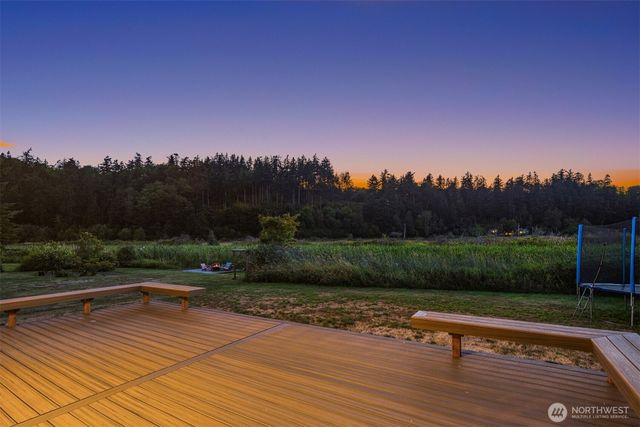 1943 Shore Avenue, Freeland, WA 98249