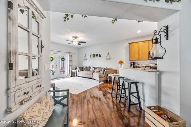 2049 Maeve Circle, Melbourne, FL 32904