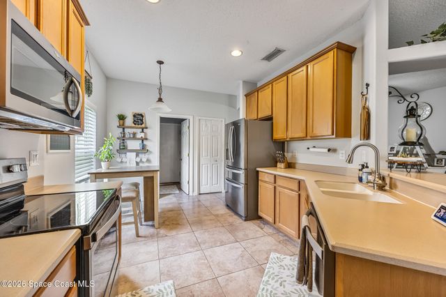 2049 Maeve Circle, Melbourne, FL 32904