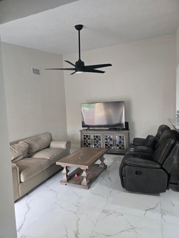 3801 WATERVIEW Circle, Palm Springs, FL 33461