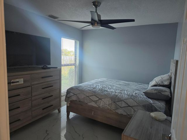 3801 WATERVIEW Circle, Palm Springs, FL 33461