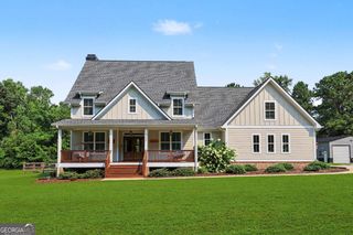 4005 Rocky Creek Trail, Loganville, GA 30052