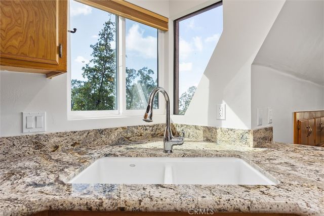 28207 Oaks Rancho, Keene, CA 93531