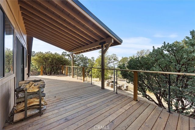 28207 Oaks Rancho, Keene, CA 93531