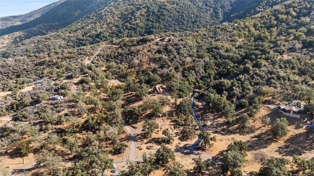 28207 Oaks Rancho, Keene, CA 93531