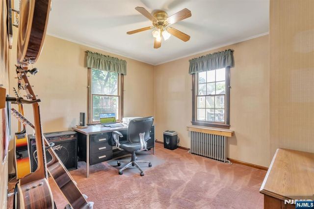 28 Wanamaker Avenue, Mahwah, NJ 07430