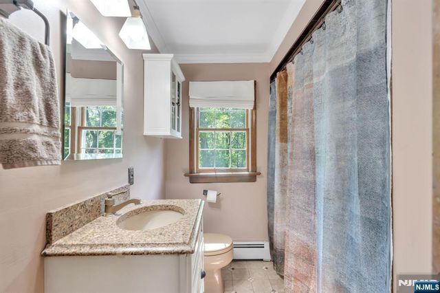 28 Wanamaker Avenue, Mahwah, NJ 07430