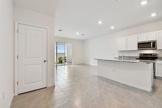 17253 AMBER ASPEN WAY, Land O Lakes, FL 34638