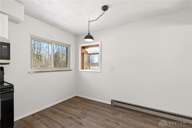 4477 E Centerville Road, Sugarcreek Twp, OH 45370