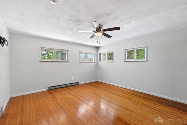 4477 E Centerville Road, Sugarcreek Twp, OH 45370