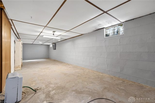 4477 E Centerville Road, Sugarcreek Twp, OH 45370