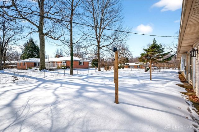 4477 E Centerville Road, Sugarcreek Twp, OH 45370