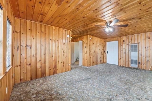 3619 S 29th West Avenue, Tulsa, OK 74107