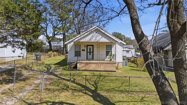 3619 S 29th West Avenue, Tulsa, OK 74107