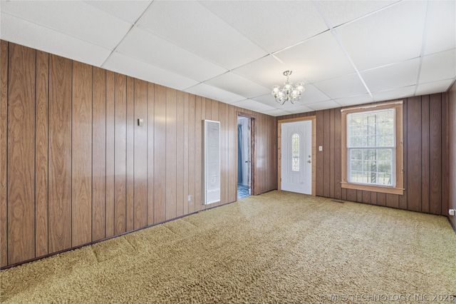 3619 S 29th West Avenue, Tulsa, OK 74107