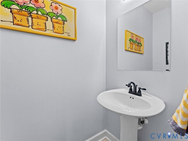 3005 Wilford Dr, Quinton, VA 23141
