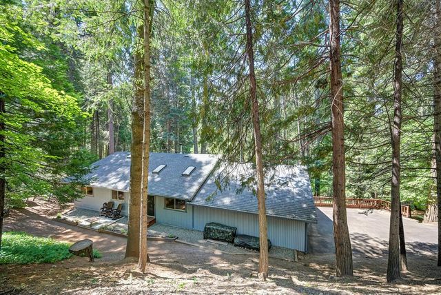 3644 Gold Ridge Trl, Pollock Pines, CA 95726