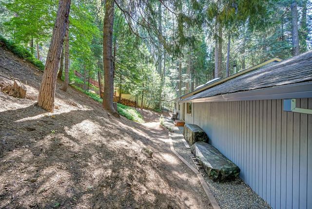 3644 Gold Ridge Trl, Pollock Pines, CA 95726