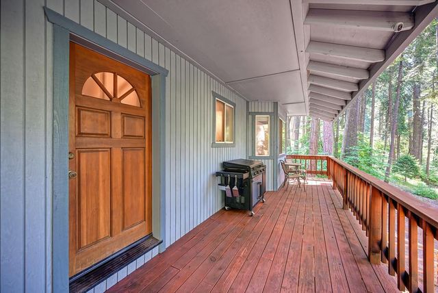 3644 Gold Ridge Trl, Pollock Pines, CA 95726
