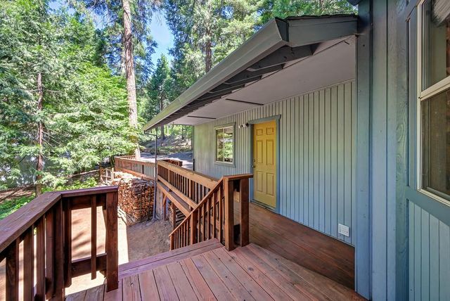 3644 Gold Ridge Trl, Pollock Pines, CA 95726