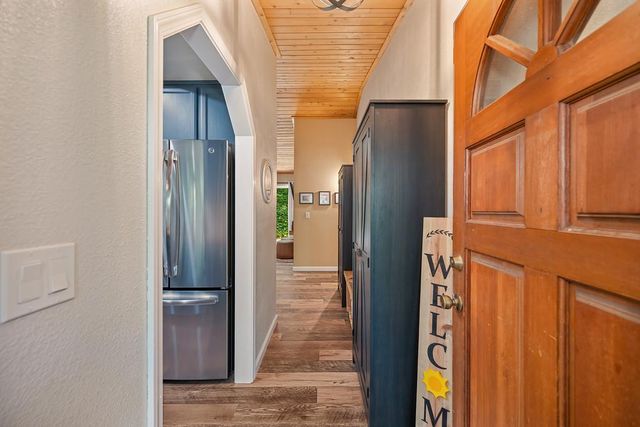 3644 Gold Ridge Trl, Pollock Pines, CA 95726