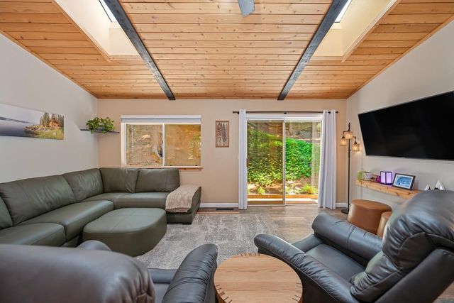 3644 Gold Ridge Trl, Pollock Pines, CA 95726